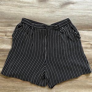 Vintage Liz Claiborne Black & White High-Waisted Shorts